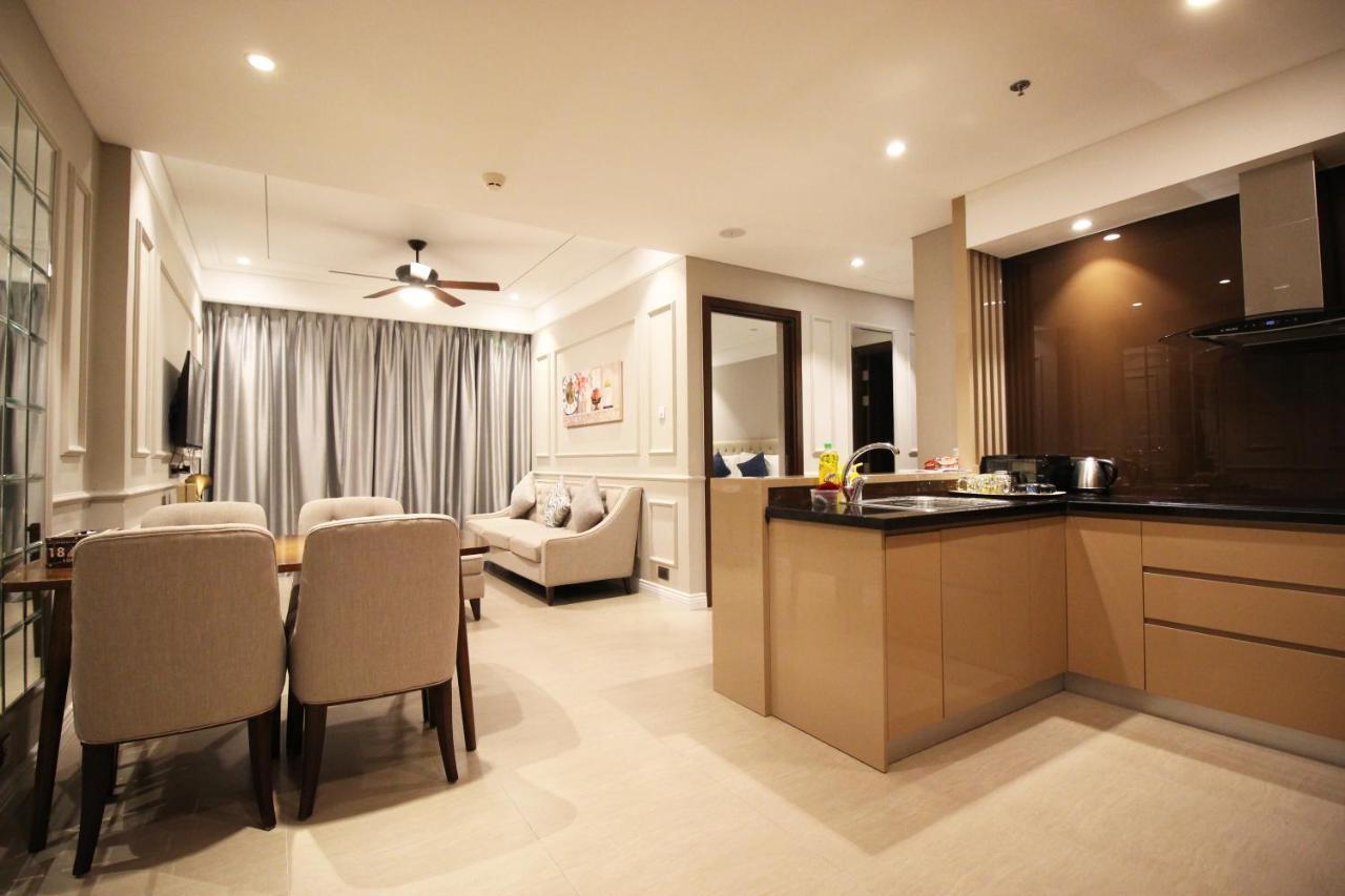 Luxury Neo-Classic Condo Дананг Екстериор снимка